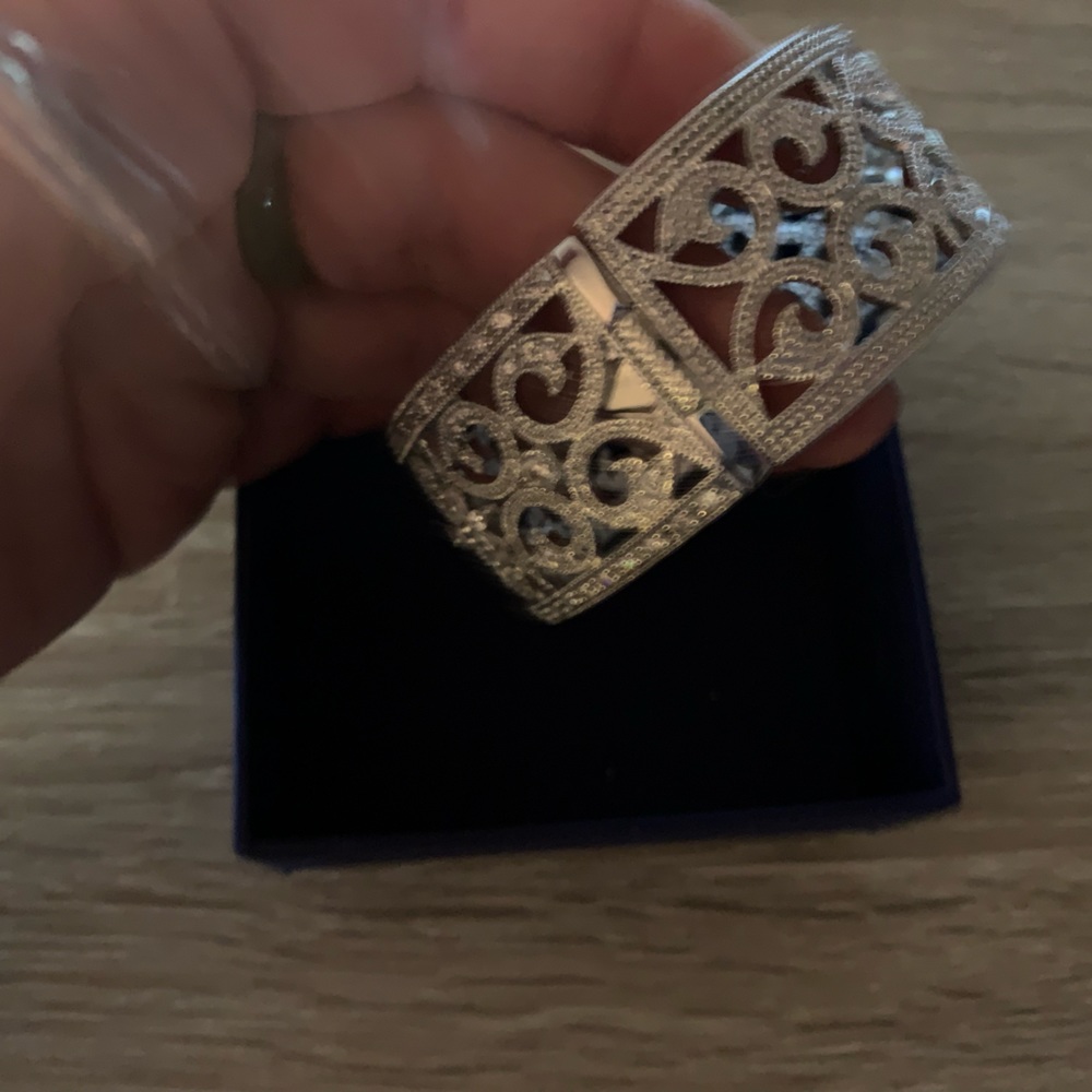 Bridal silver bangle - Picture 3 of 3